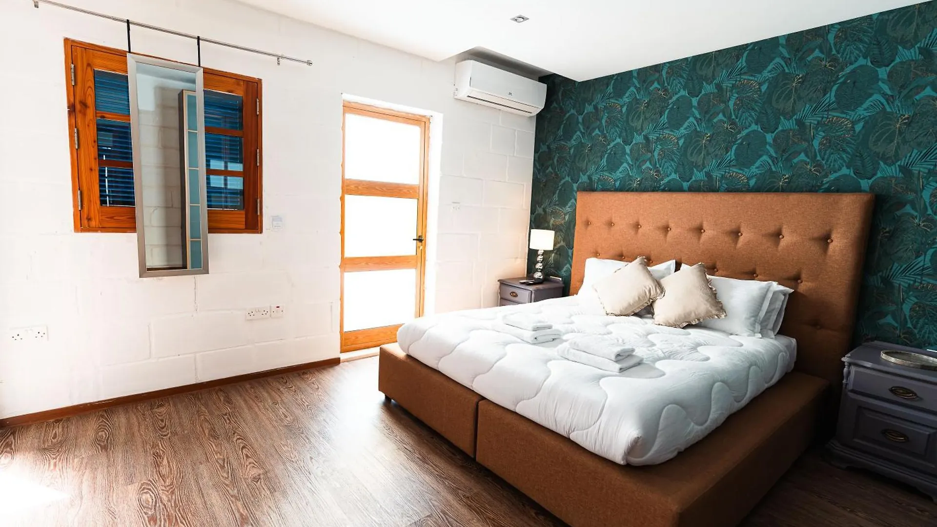 Saint Julian's Penthouse Suite 9 At Palazzo Seraphim Boutique Living In St Julians מלטה